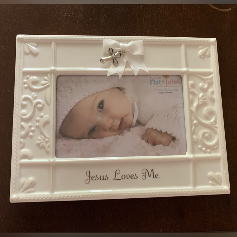 Nat & Jules 4x6 photo frame.actual size of the frame 9x7